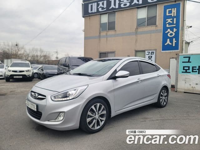 Hyundai Accent(новый кузов / новое поколение) Premium, 2015 9