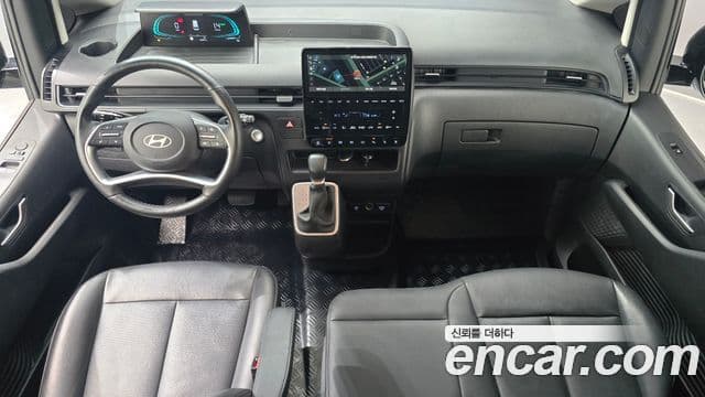 Hyundai Staria Modern, 2025 7