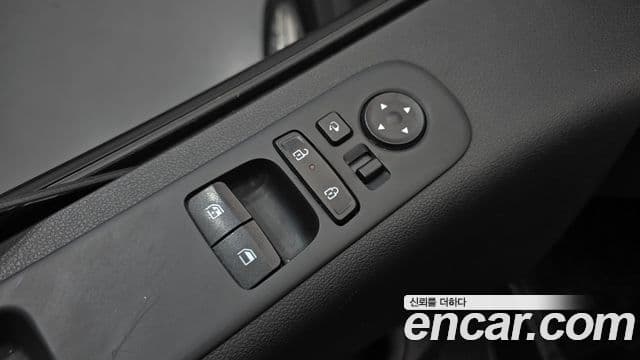 Hyundai Staria Modern, 2025 14