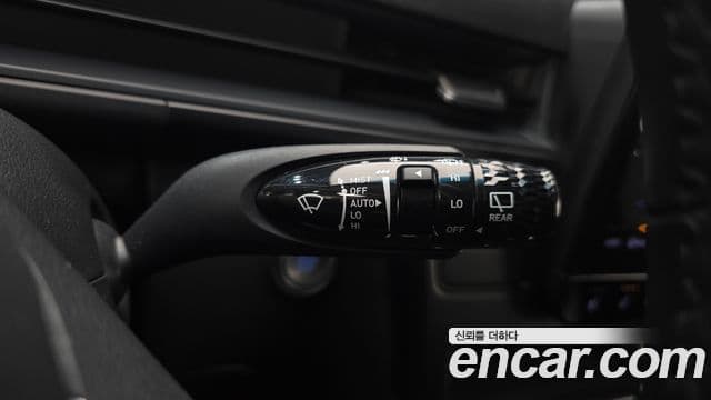 Hyundai Staria Modern, 2025 17