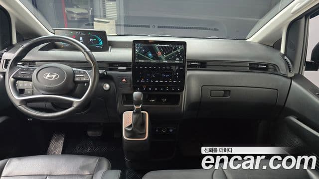 Hyundai Staria Modern, 2025 20