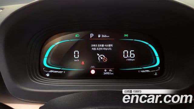 Hyundai Venue Premium, 2024 8