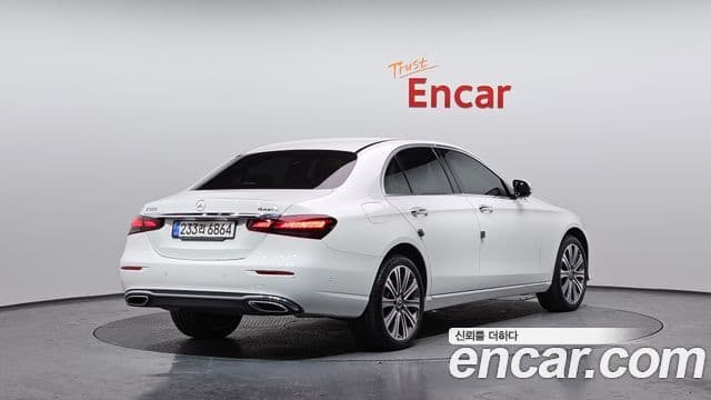 Mercedes-Benz E-класс W213 Exclusive, 2023 2