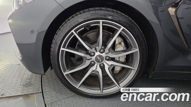 Genesis G70 Supreme, 2018 все фото