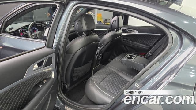 Genesis G70 Supreme, 2018 11