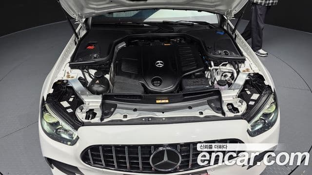 Mercedes-Benz E-класс W213 E450 4MATIC кабриолет, 2023 6