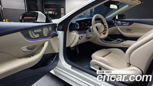 Mercedes-Benz E-класс W213 E450 4MATIC кабриолет, 2023 10