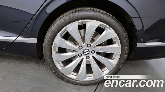 Bentley Flying Spur 3세대, 2022 все фото