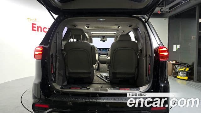 Kia The / новый New Carnival Luxury, 2019 19