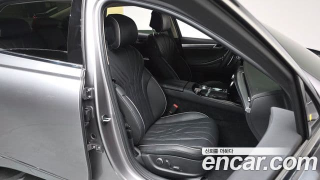 Genesis G80 (RG3) бензин 2.5 турбо AWD, 2021 12