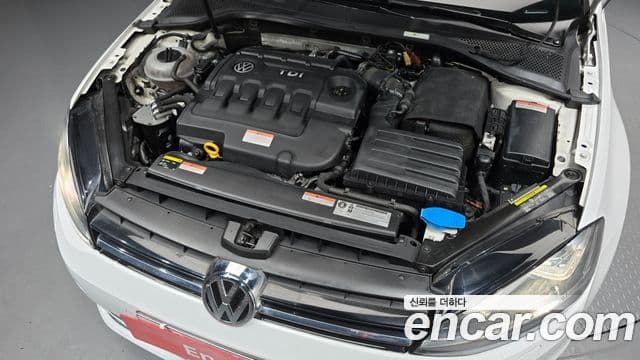 Volkswagen Гольф 7세대, 2015 6