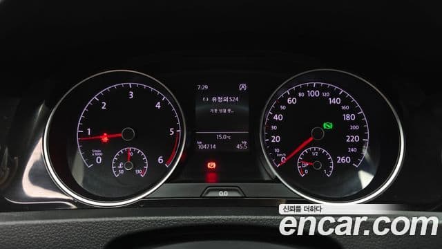 Volkswagen Гольф 7세대, 2015 8