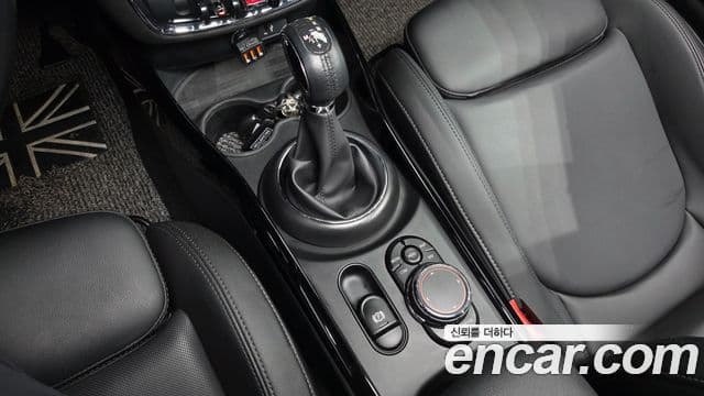 Mini Cooper 클럽맨 2세대, 2019 9