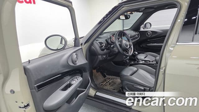 Mini Cooper 클럽맨 2세대, 2019 10