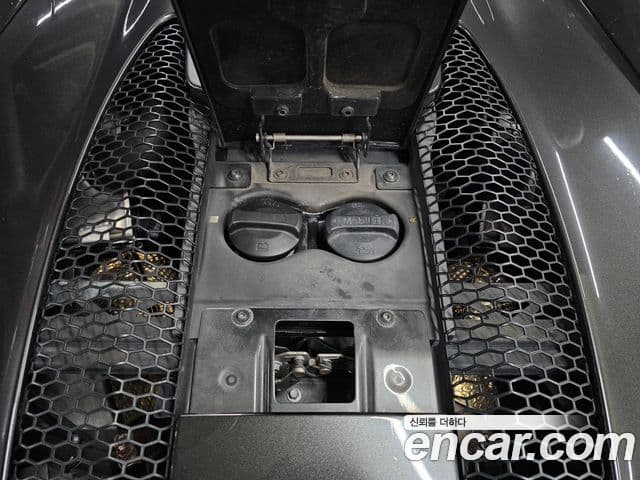 맥라렌 570S 3.8 Spyder, 2018 9