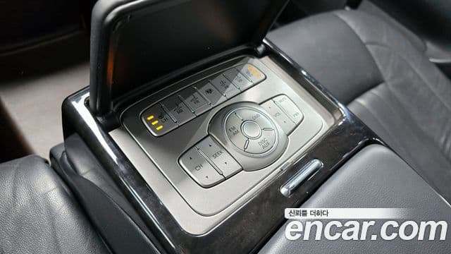 Hyundai Genesis VIP팩, 2012 16