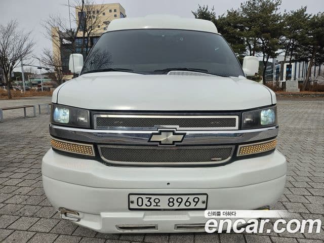 Chevrolet 익스프레스밴, 2008 1