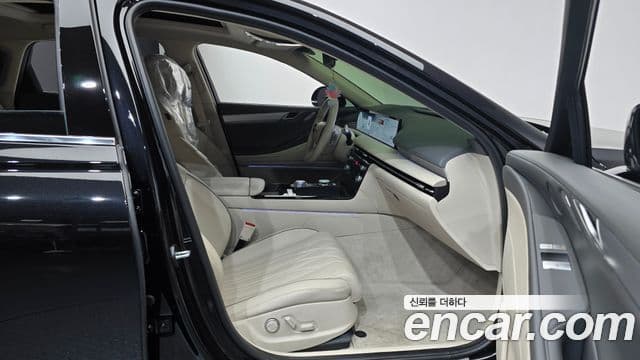 Genesis G80 (RG3) бензин 2.5 турбо AWD, 2025 11