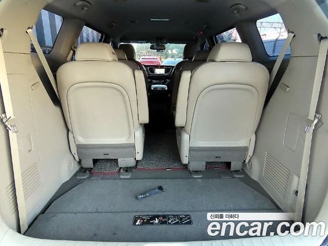 Kia The / новый New Carnival Luxury, 2019 17