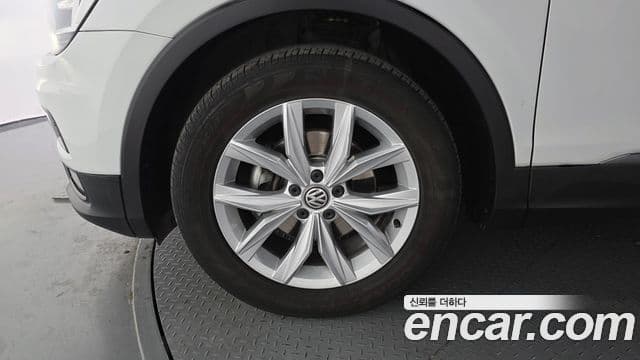Volkswagen Tiguan 2세대 Premium, 2020 все фото