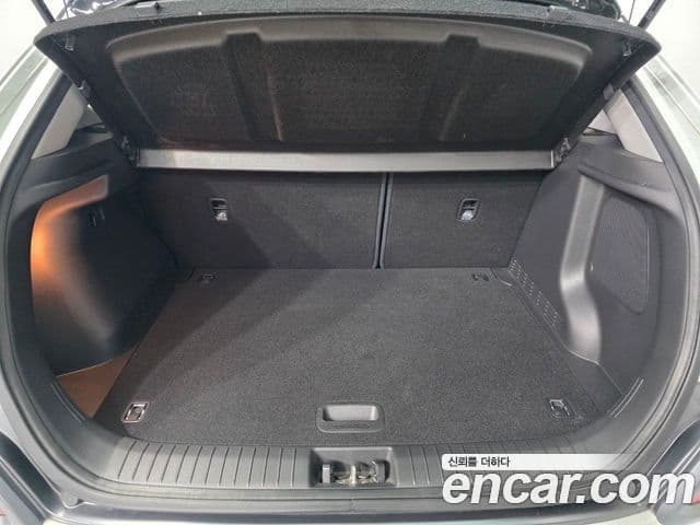 Hyundai Kona Premium, 2018 17