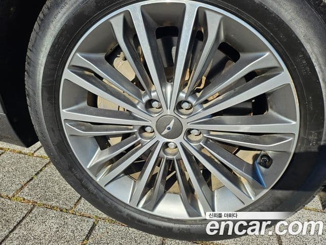 Genesis EQ900 Luxury, 2016 3