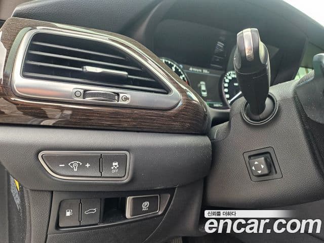 Genesis EQ900 Luxury, 2016 10