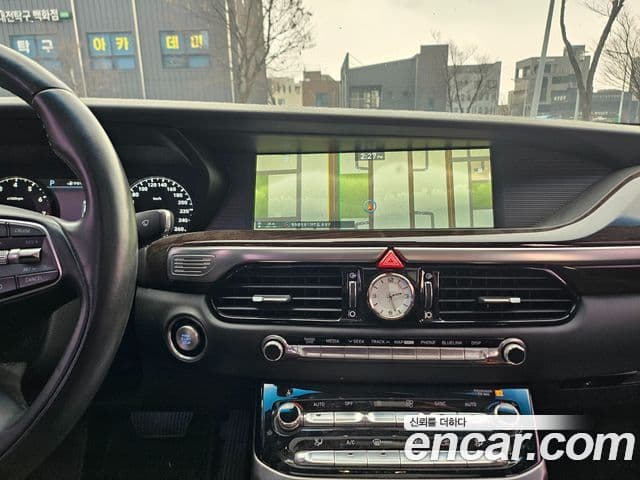 Genesis EQ900 Luxury, 2016 18