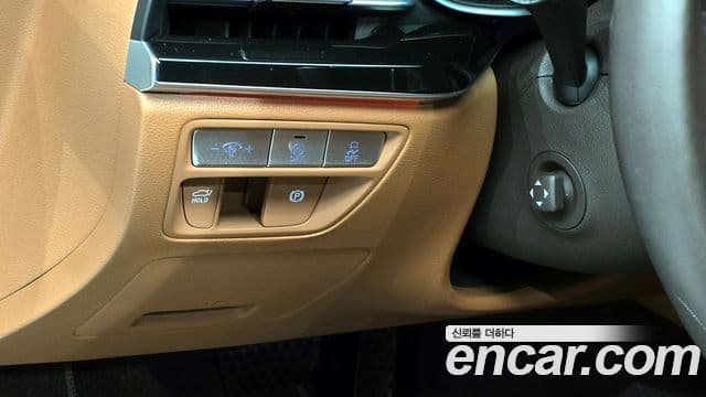 Genesis G80 (RG3) бензин 2.5 турбо 2WD, 2023 14