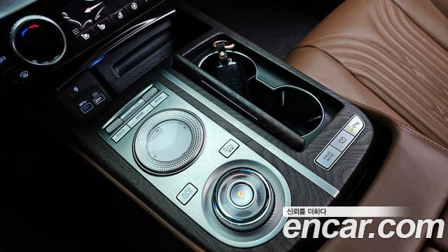 Genesis G80 (RG3) бензин 2.5 турбо AWD, 2021 9