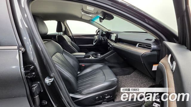 Kia K5 гибрид 3세대 Signature, 2022 10