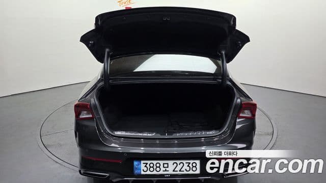 Kia K5 гибрид 3세대 Signature, 2022 20