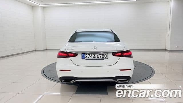 Mercedes-Benz E-класс W213 AMG Line, 2023 4