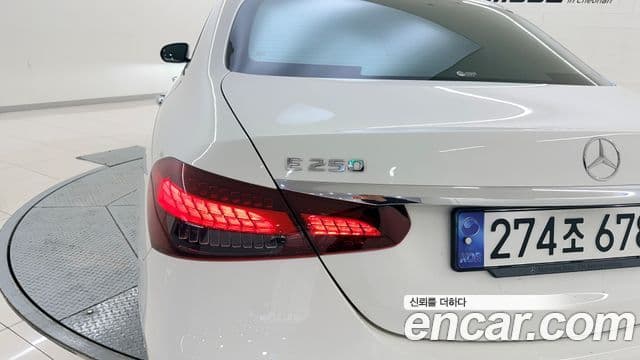 Mercedes-Benz E-класс W213 AMG Line, 2023 11