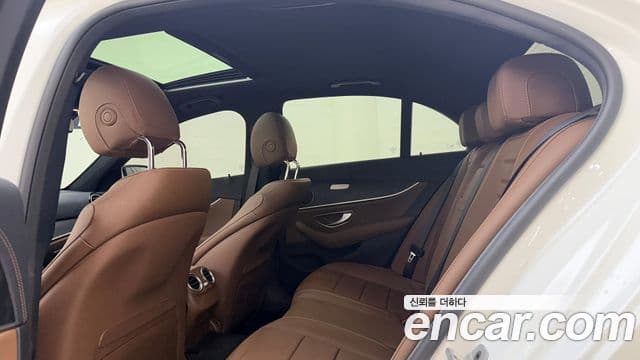 Mercedes-Benz E-класс W213 AMG Line, 2023 19