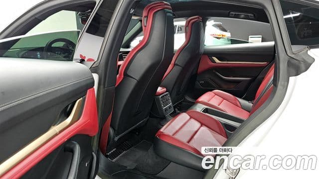 Porsche 타이칸 базовый, 2023 12