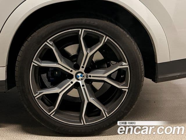 BMW X6 (G06) xDrive40i M Sport, 2022 16