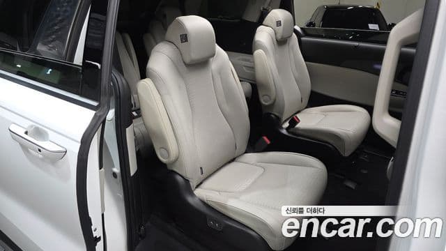 Kia Carnival 4세대 Signature, 2023 11