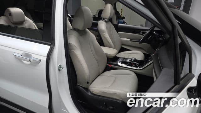 Kia Carnival 4세대 Signature, 2023 12