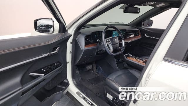 KG모빌리티(SsangYong) Torres EVX E7, 2025 10