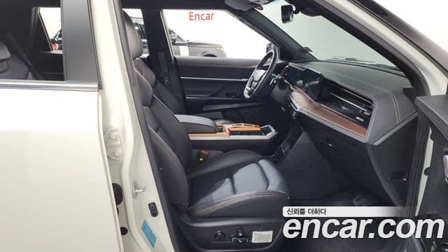 KG모빌리티(SsangYong) Torres EVX E7, 2025 11