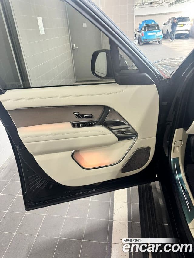 Land Rover Range Rover 5세대 P530 AB, 2025 7
