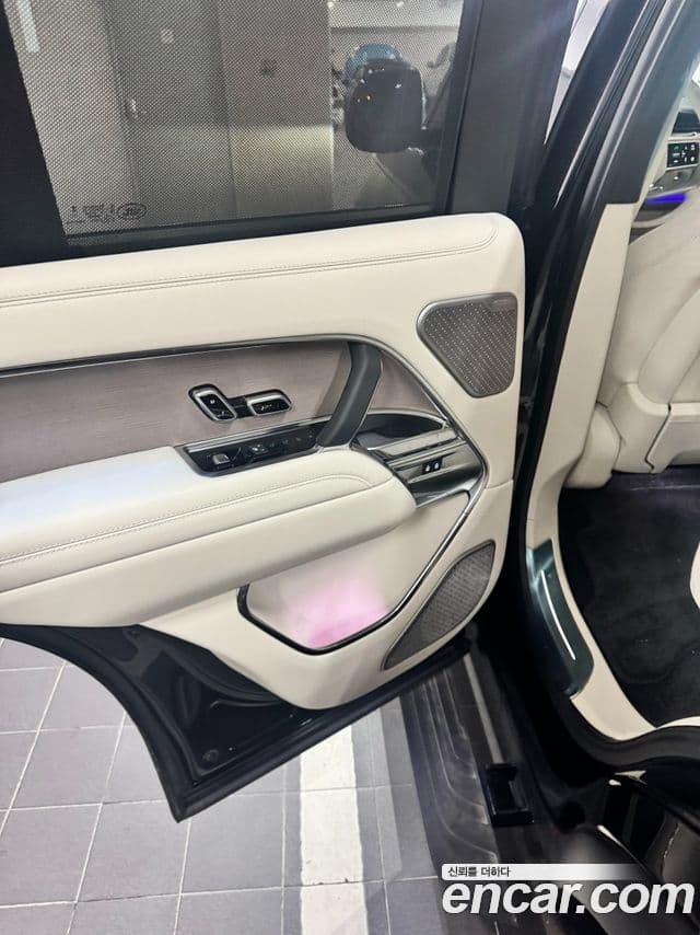 Land Rover Range Rover 5세대 P530 AB, 2025 13