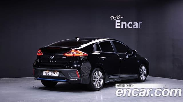 Hyundai Ioniq гибрид, 2016 2