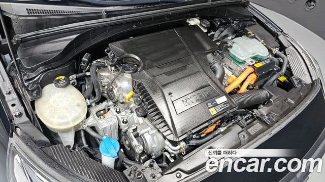 Hyundai Ioniq гибрид, 2016 6