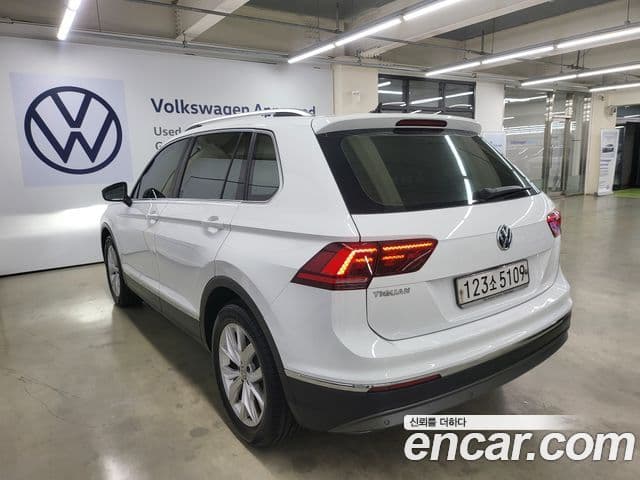 Volkswagen Tiguan 2세대 Premium, 2020 16