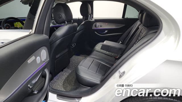 Mercedes-Benz E-класс W213 AMG Line, 2019 11