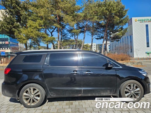 Kia All New Carnival Prestige, 2017 4