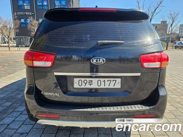 Kia All New Carnival Prestige, 2017 6