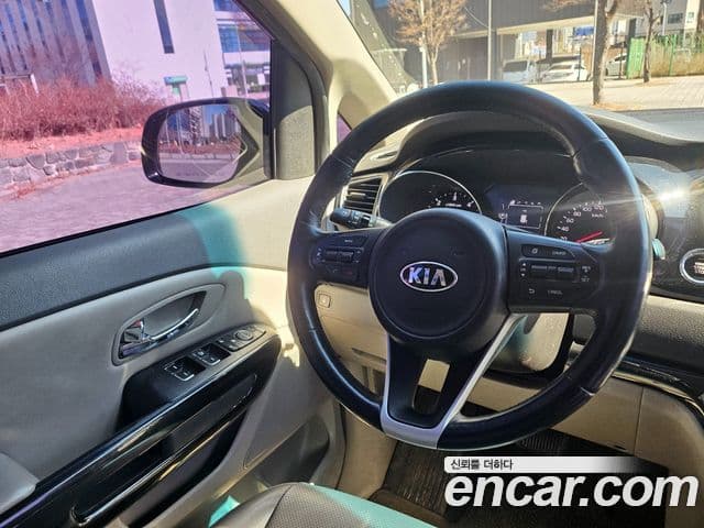 Kia All New Carnival Prestige, 2017 19
